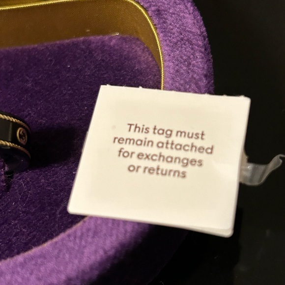 **PRICE REDUCED** *100% AUTHENTIC** GUCCI Icon Ring - Picture 5 of 11